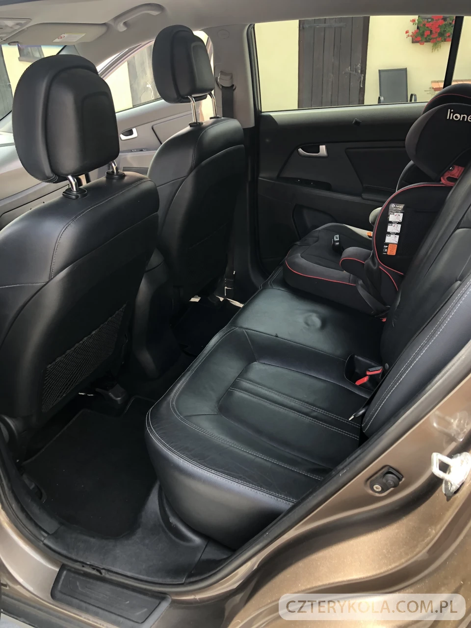 Kia- Sportage- 2012 