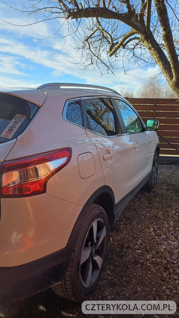 Nissan- Quashqai- 2017 