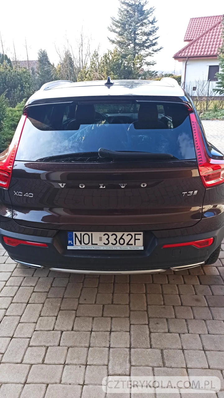 Volvo- XC 40- 2019 