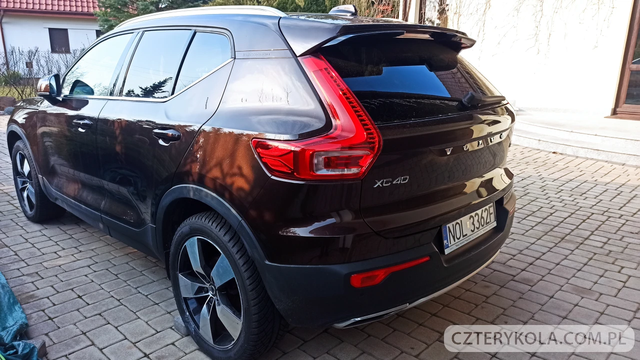 Volvo- XC 40- 2019 