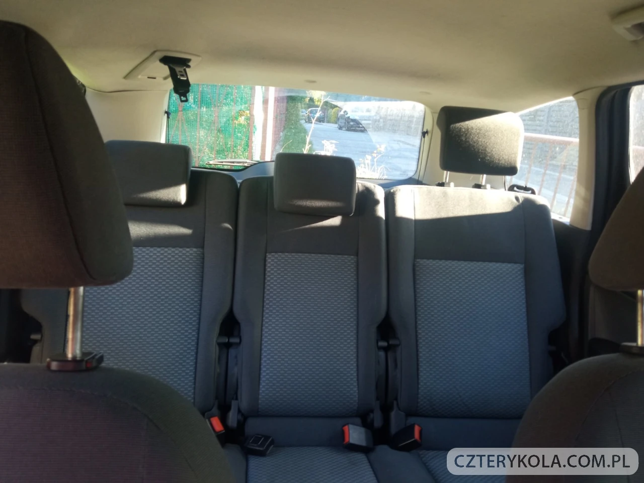 Ford- C-MAX- 2004 