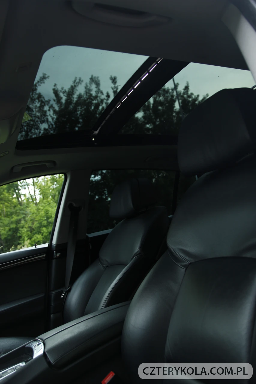 BMW- 5GT- 2011 