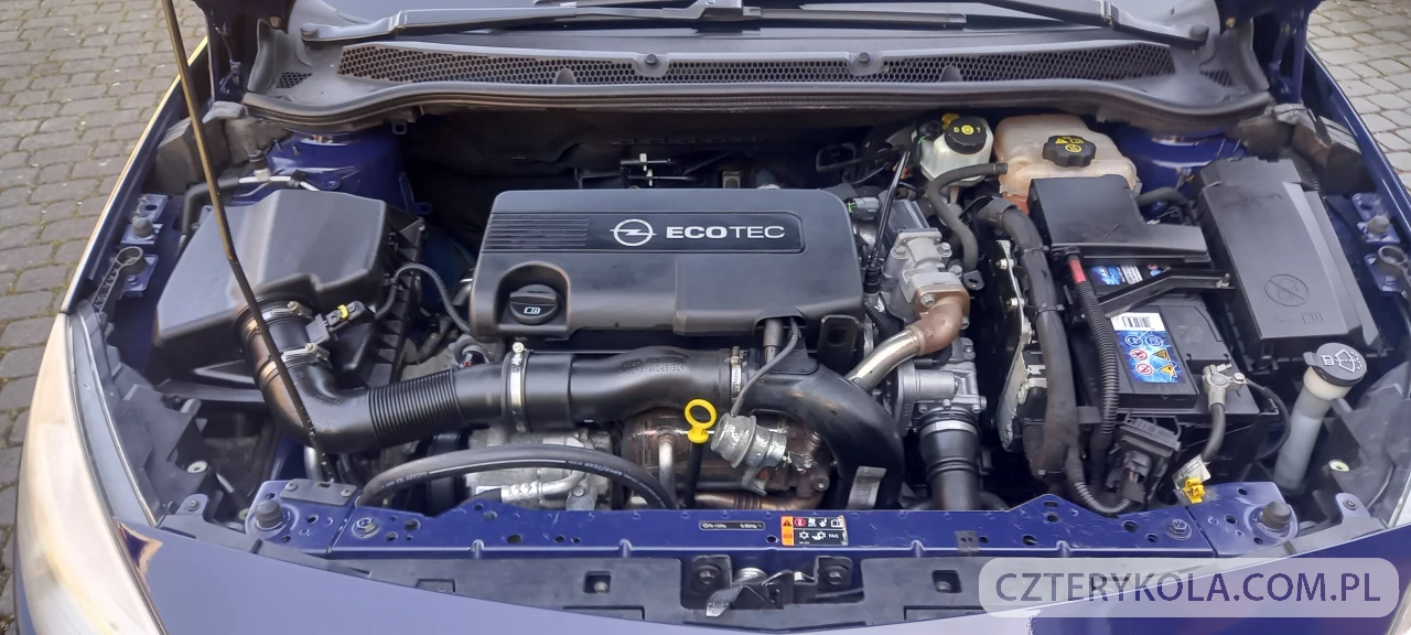 Opel- Astra- 2011 