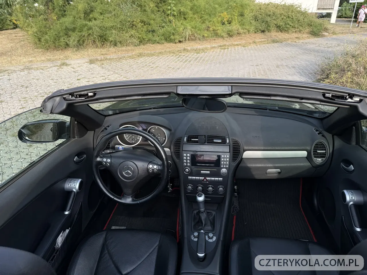 Mercedes-Benz- SLK- 2004 