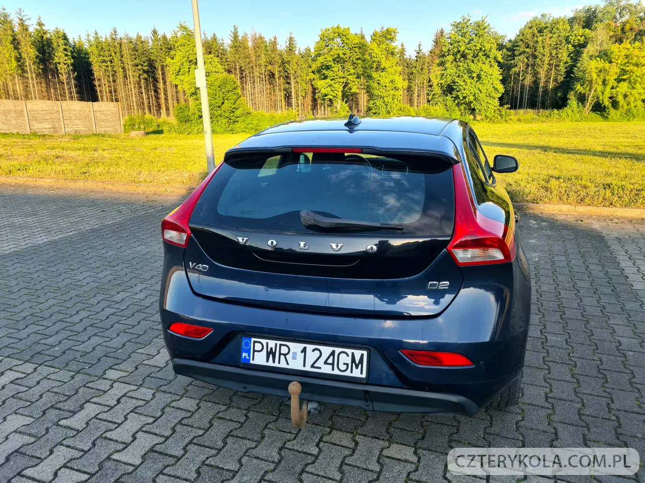 Volvo- V40- 2014 