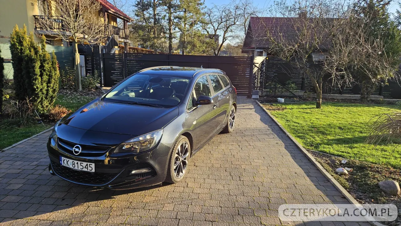 Opel- Astra- 2014 