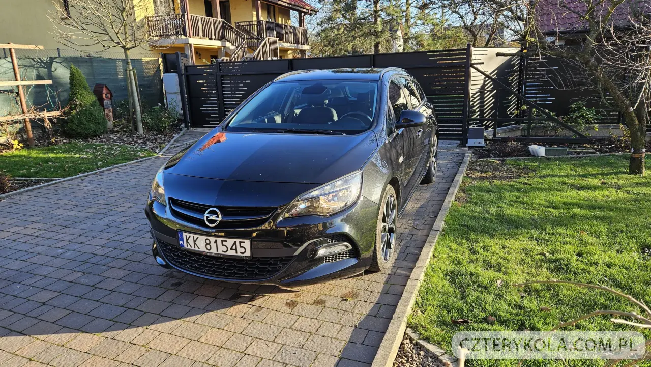 Opel- Astra- 2014 