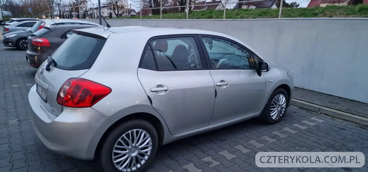 Toyota- Auris- 2008 