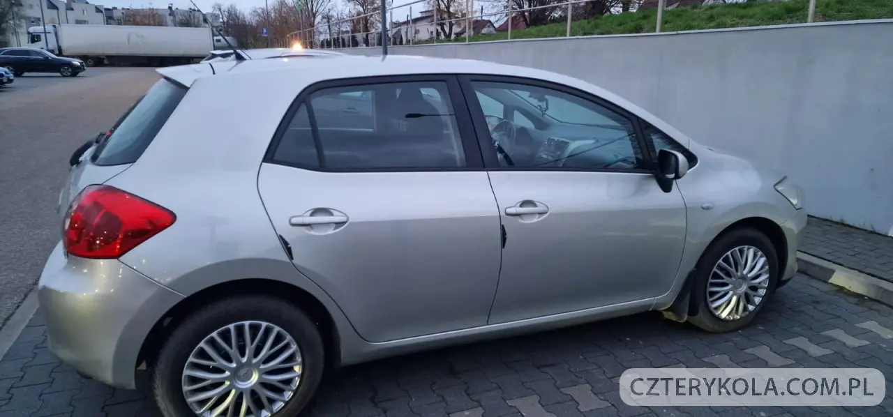 Toyota- Auris- 2008 