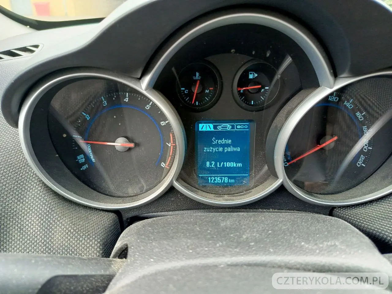 Chevrolet- Cruze- 2013 