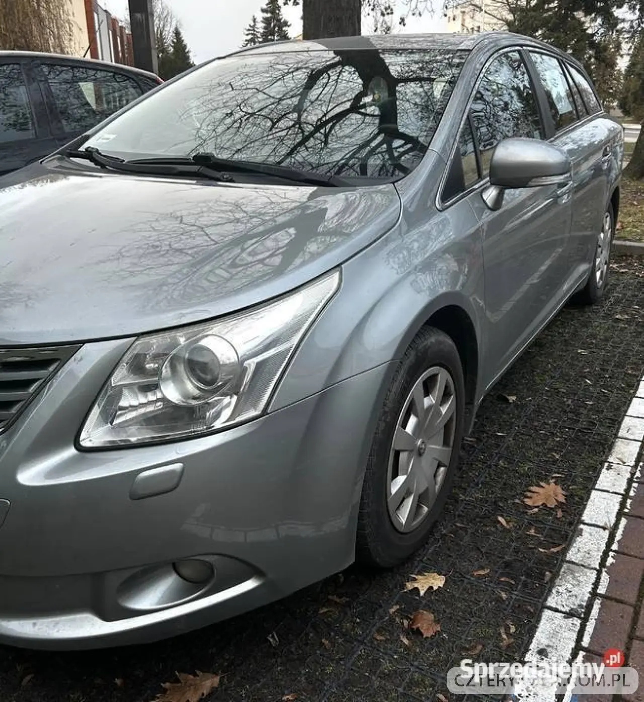 Toyota- Avensis- 2009 