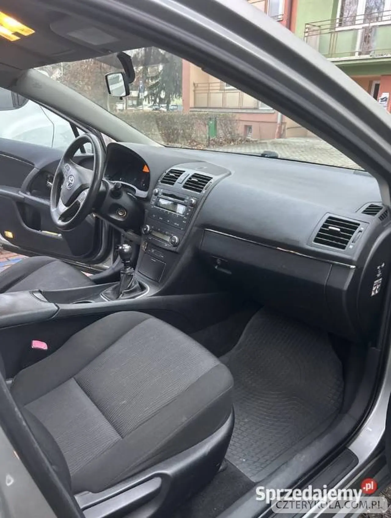 Toyota- Avensis- 2009 