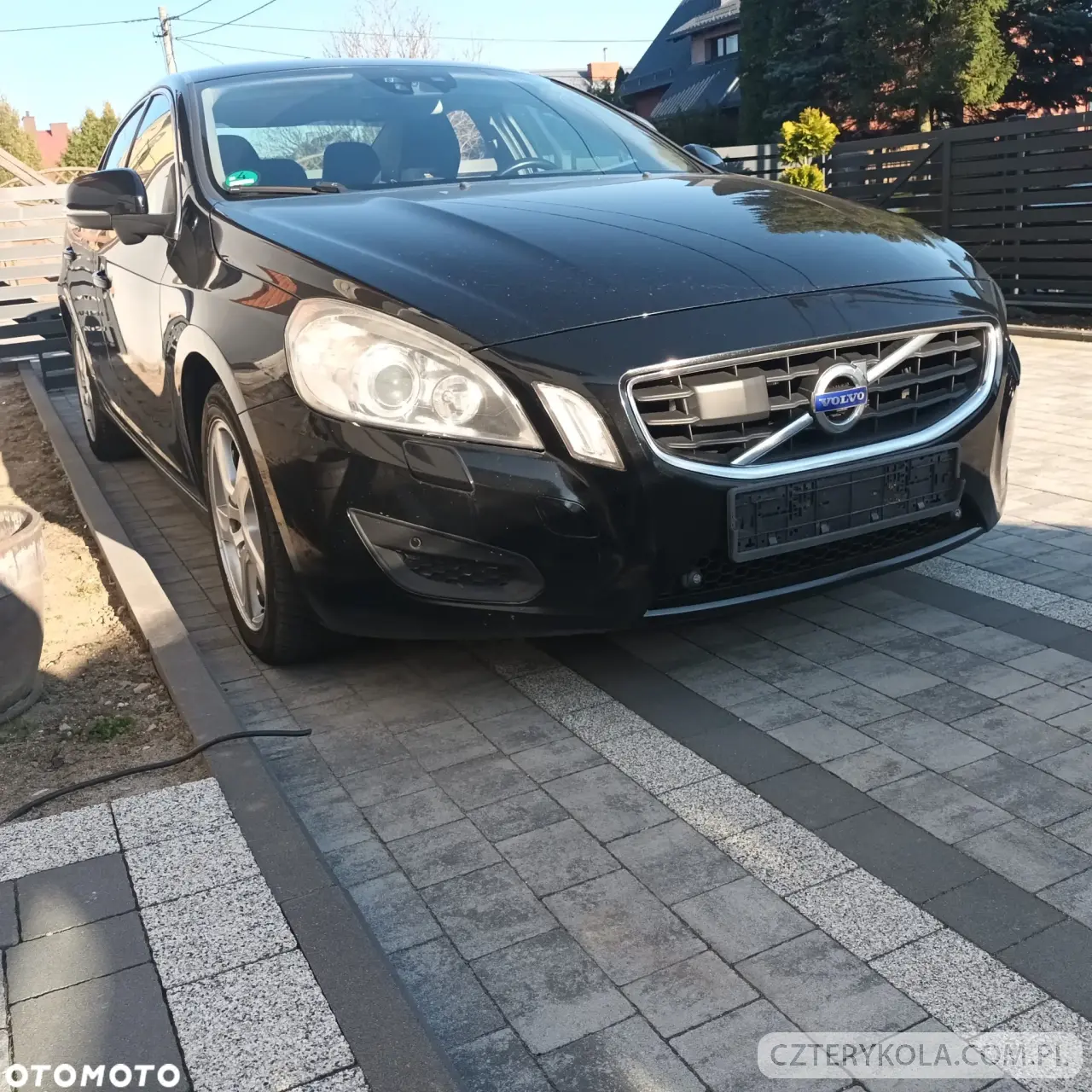 Volvo- S60- 2010 