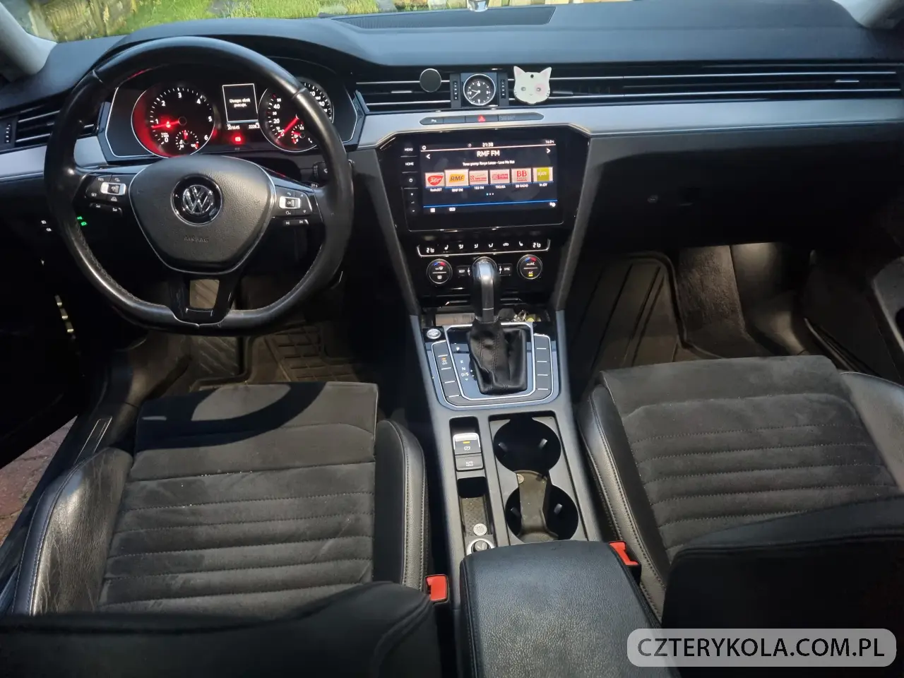 Volkswagen- Passat- 2018 