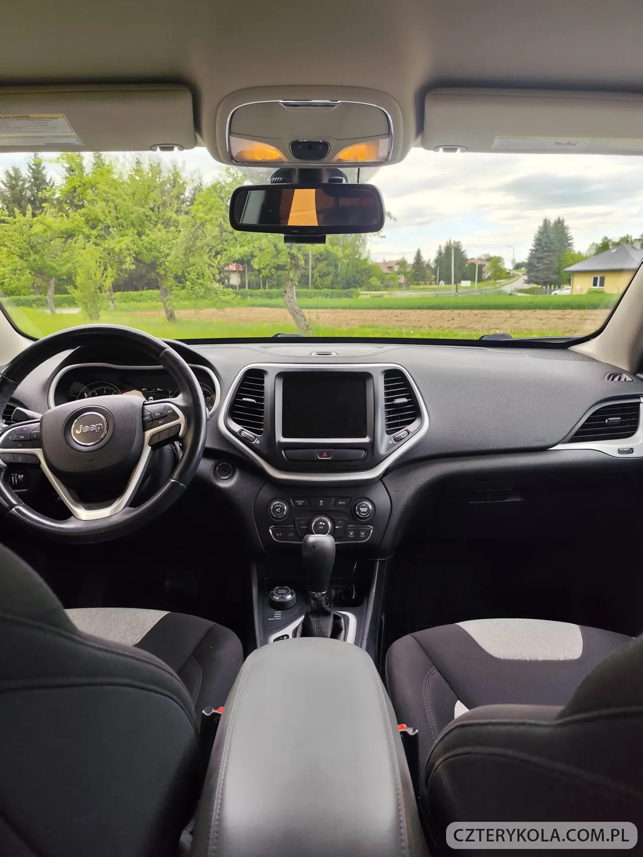 Jeep- Cherokee- 2014 