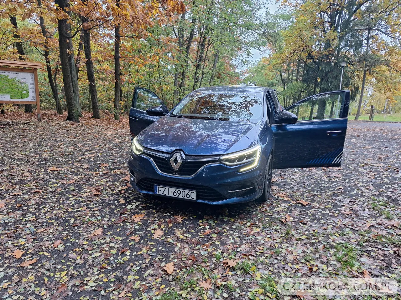Renault- Megane- 2021 