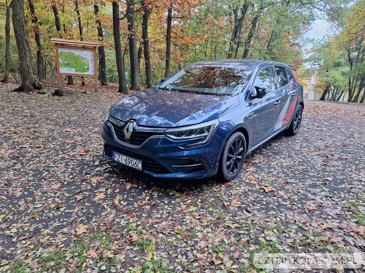 Renault- Megane- 2021 