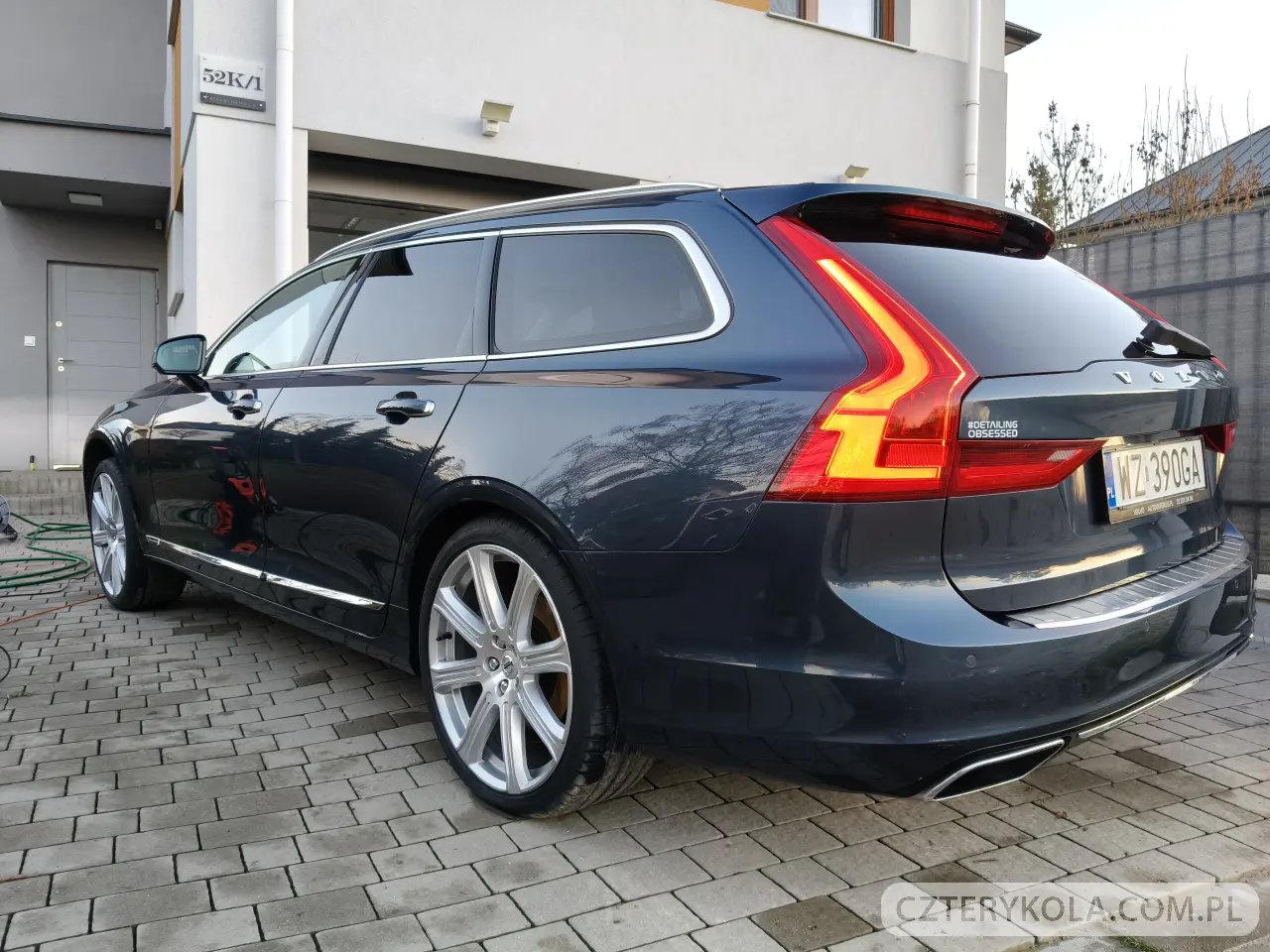Volvo- V90- 2017 