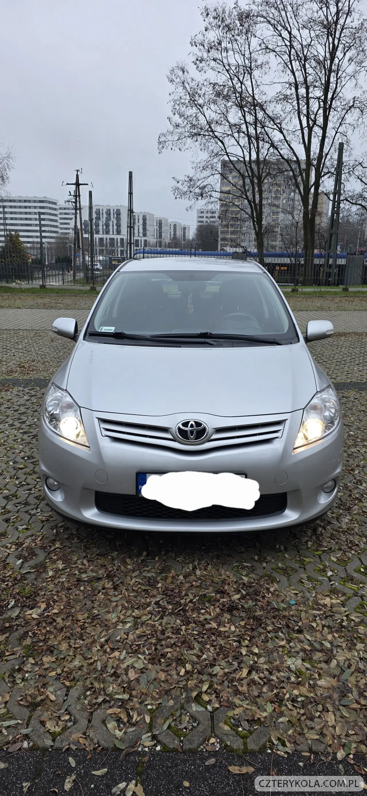 Toyota- Auris- 2010 