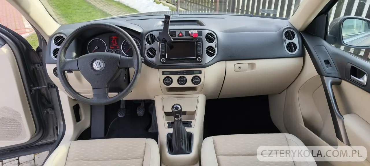 Volkswagen- Tiguan- 2008 