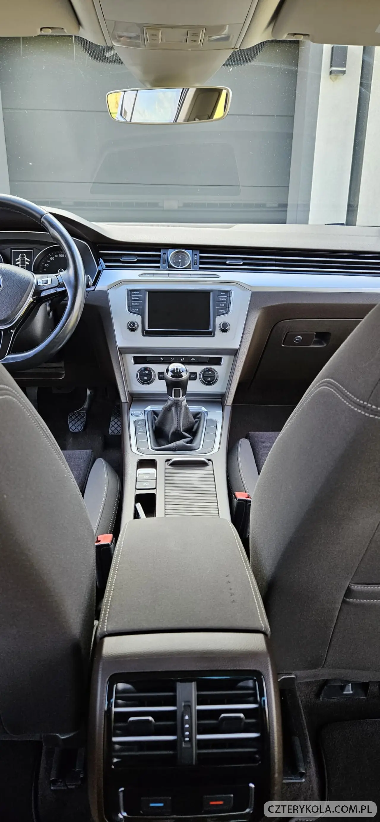 Volkswagen- Passat- 2015 