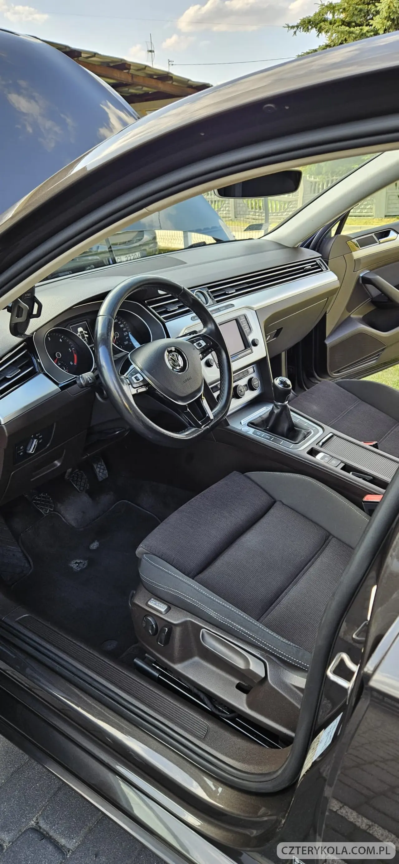 Volkswagen- Passat- 2015 