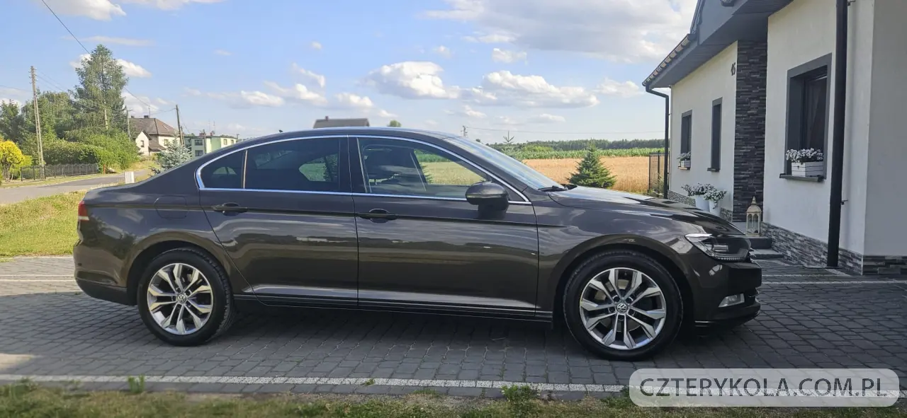 Volkswagen- Passat- 2015 