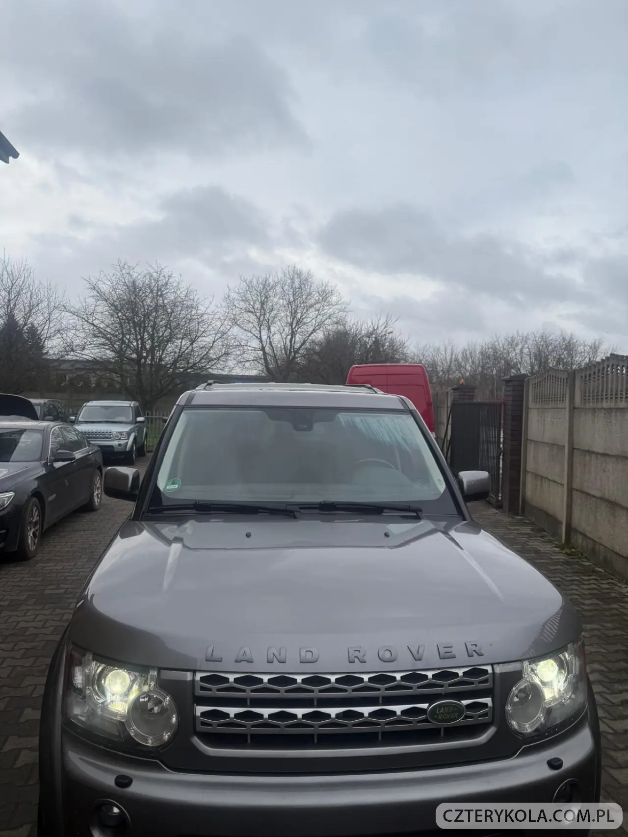 Land Rover- Discovery- 2010 