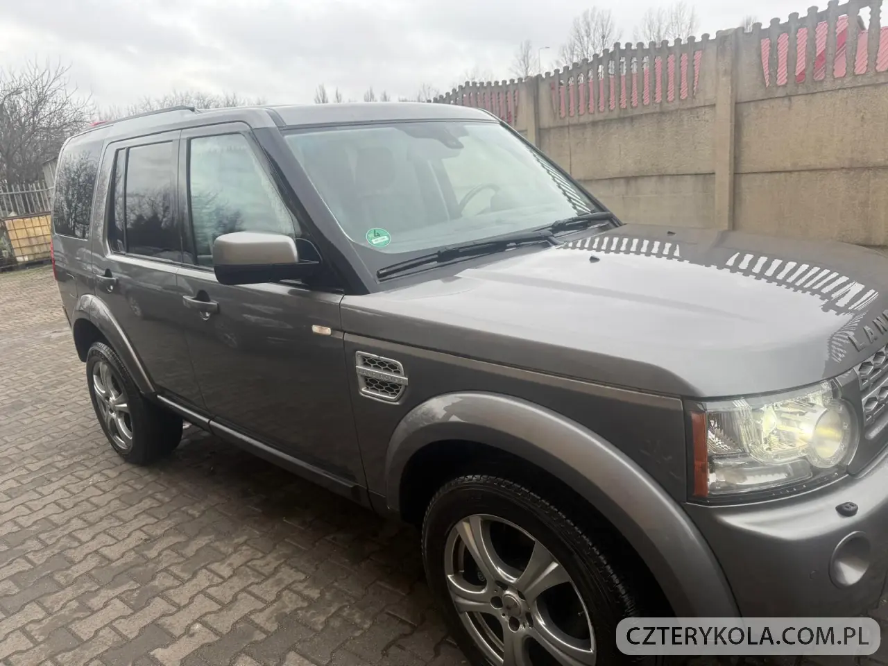 Land Rover- Discovery- 2010 