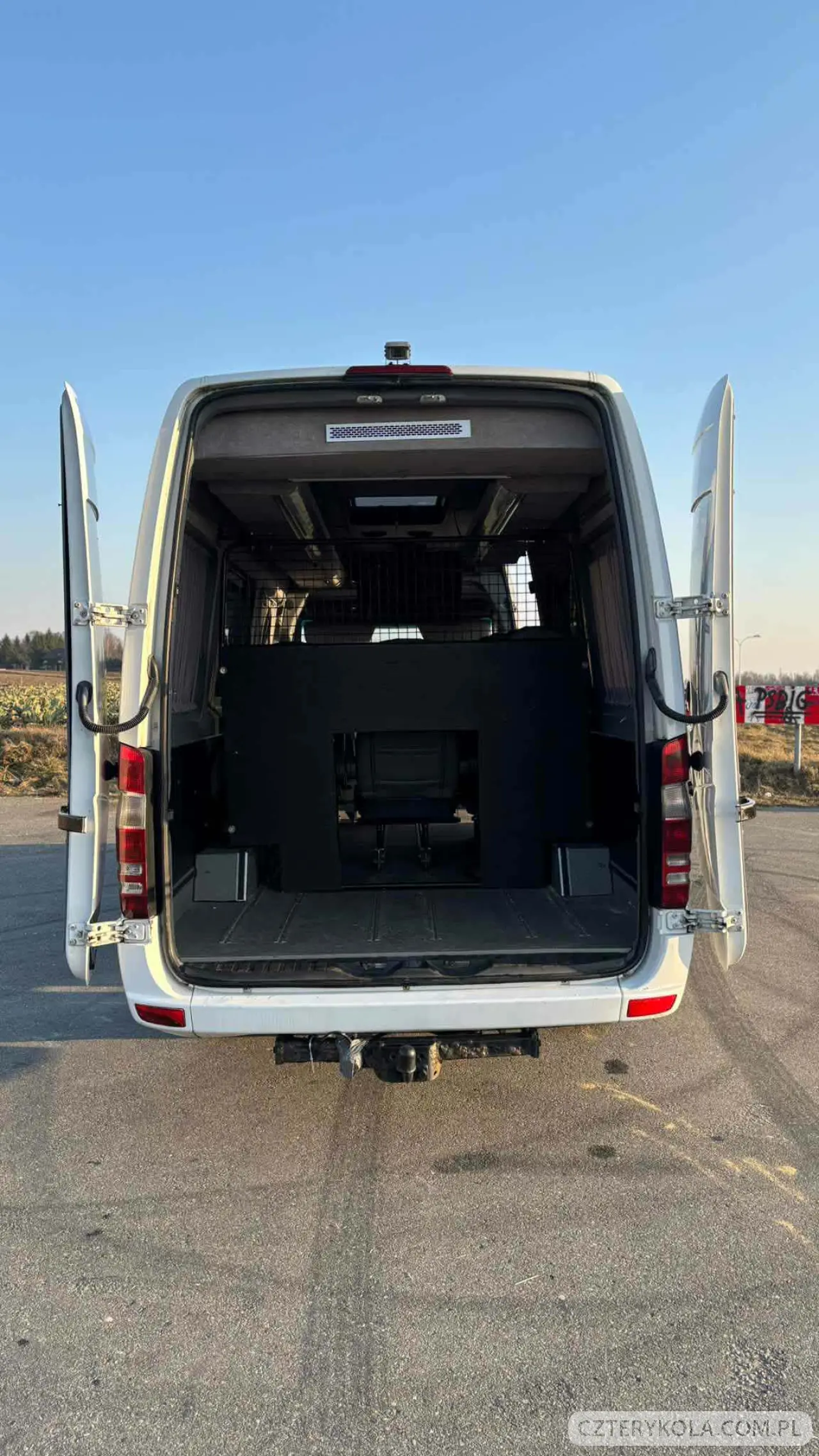 Mercedes-Benz- Sprinter- 2012 