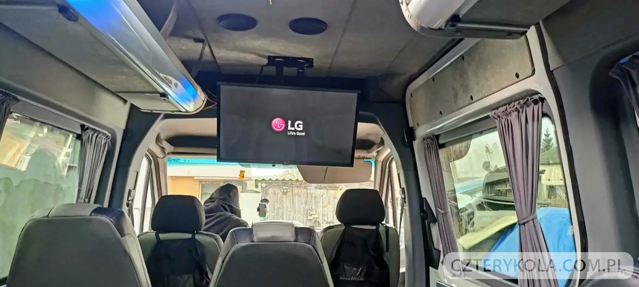 Mercedes-Benz- Sprinter- 2012 