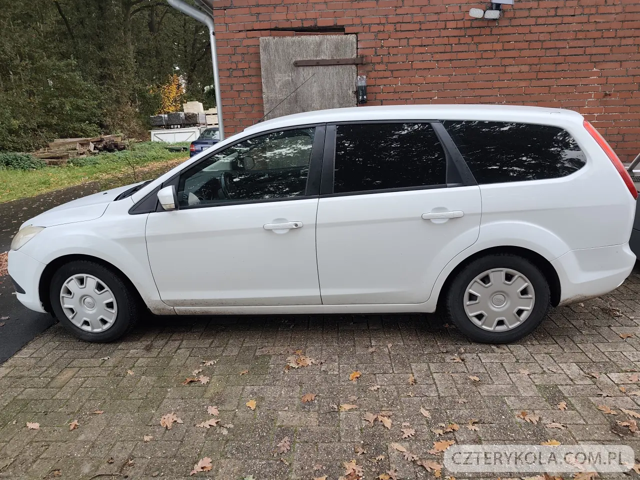 Ford- Focus- 2010 