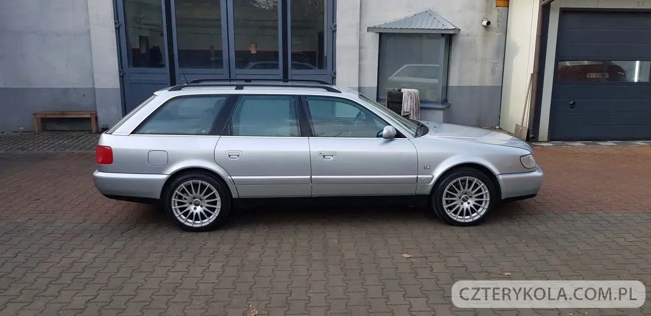 Audi- S6- 1997 