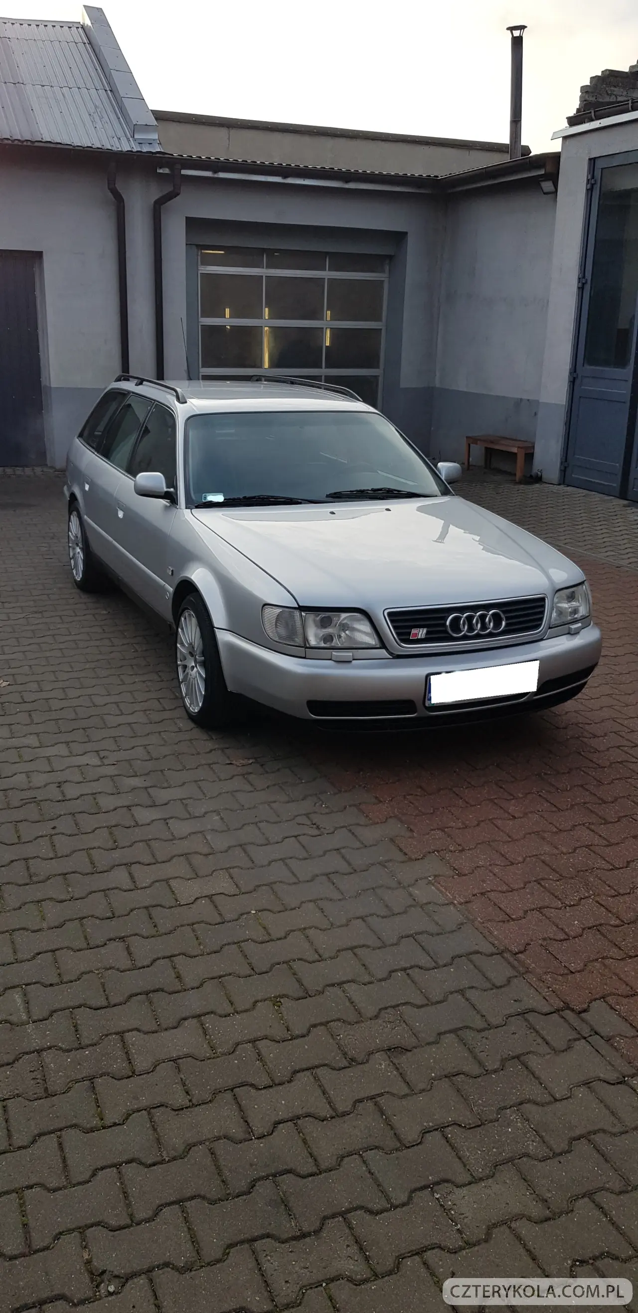 Audi- S6- 1997 