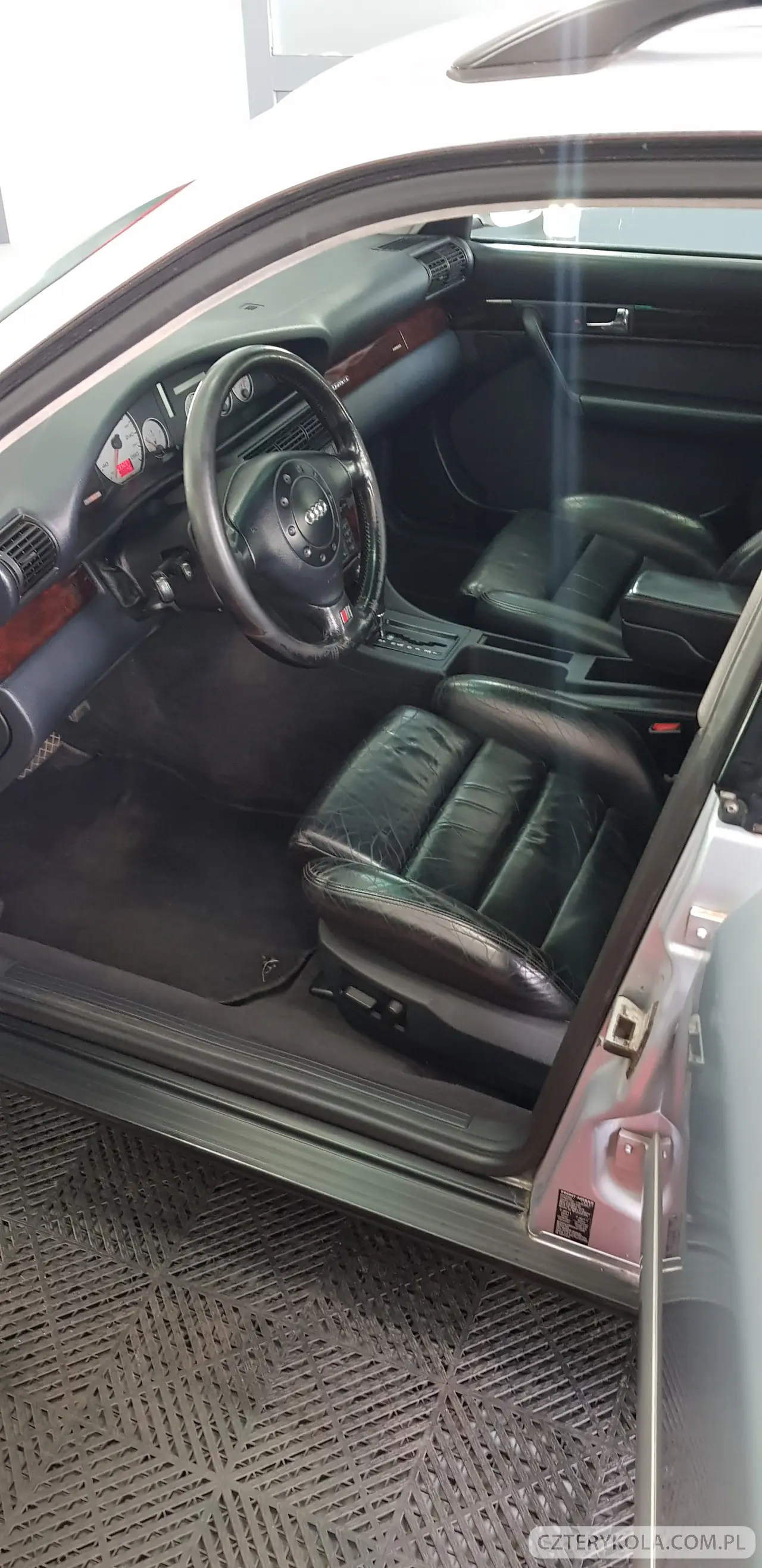 Audi- S6- 1997 