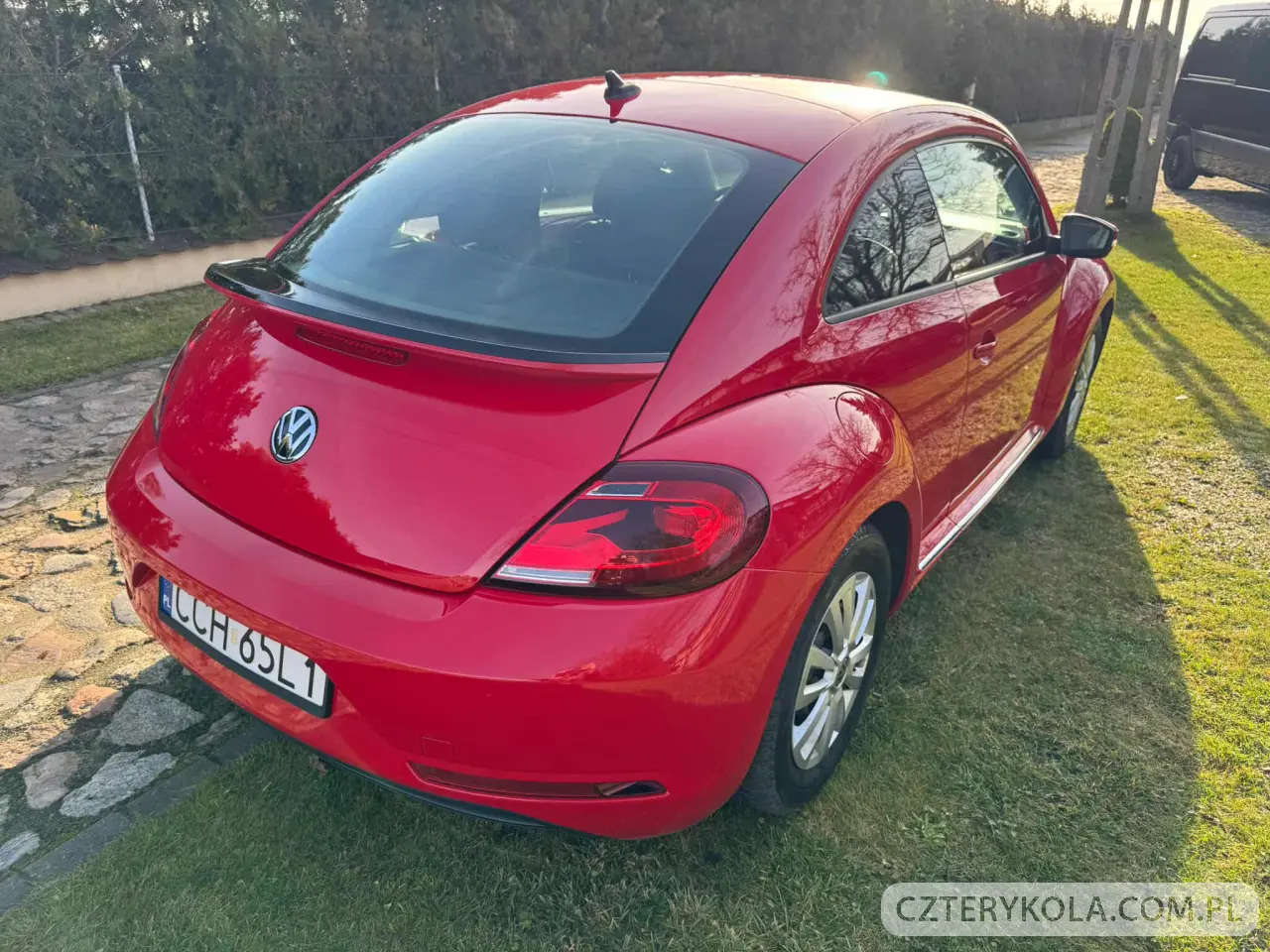 Volkswagen- Beetle- 2017 
