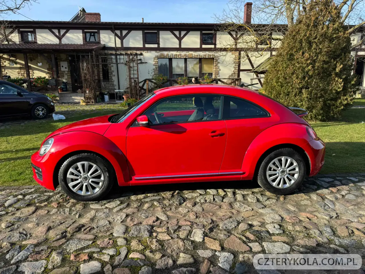 Volkswagen- Beetle- 2017 