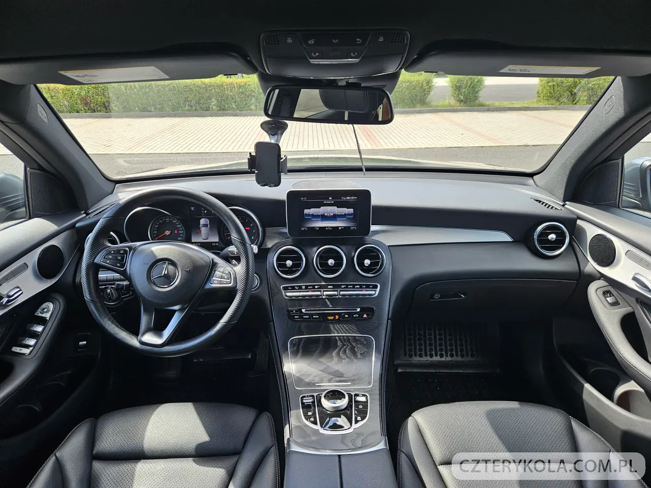 Mercedes-Benz- GLC- 2019 