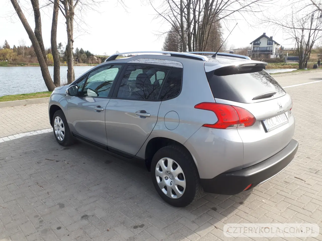 Peugeot- 2008- 2015 