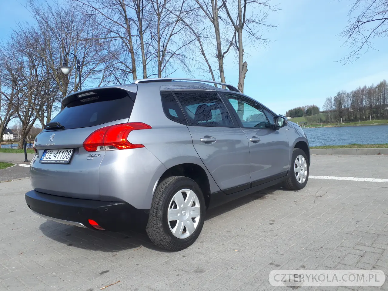 Peugeot- 2008- 2015 