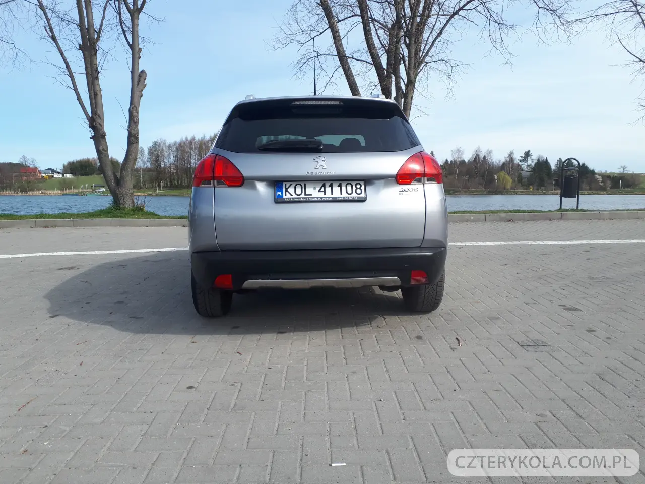 Peugeot- 2008- 2015 