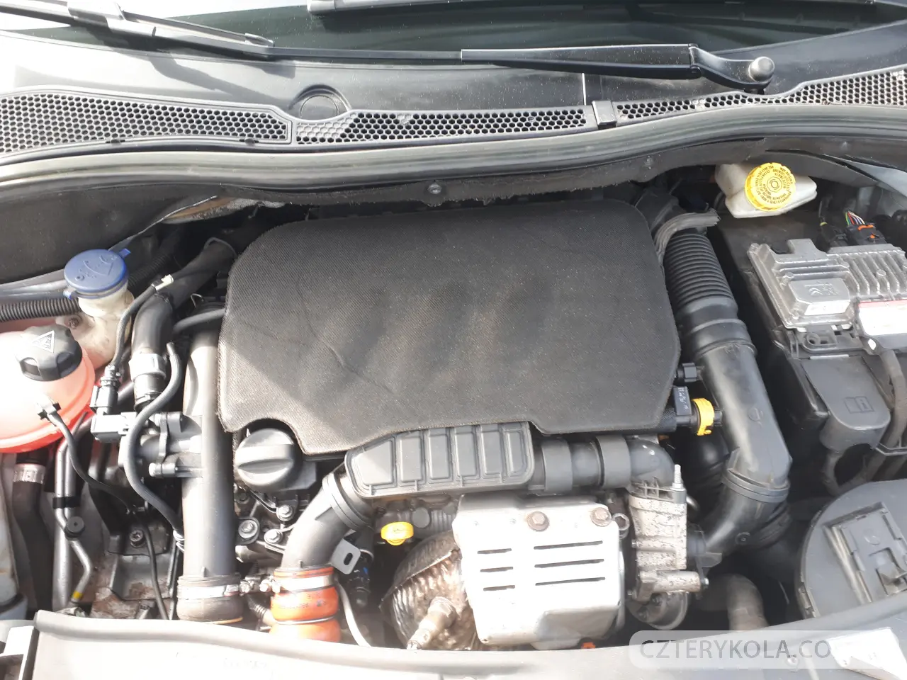 Peugeot- 2008- 2015 