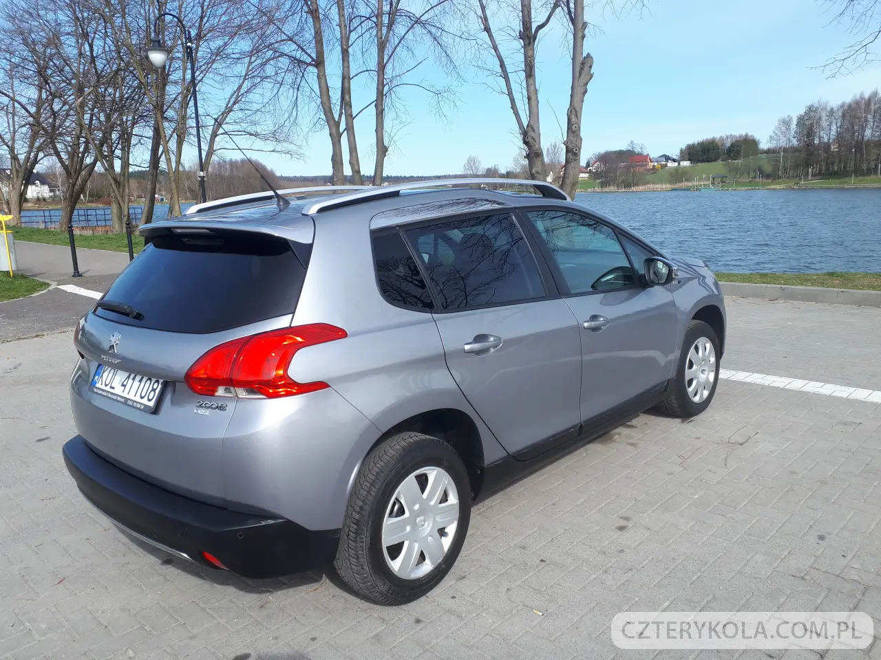 Peugeot- 2008- 2015 