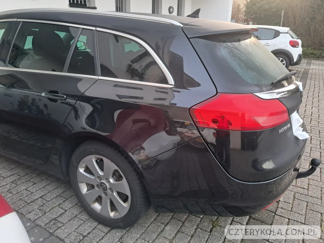 Opel- Insignia- 2011 