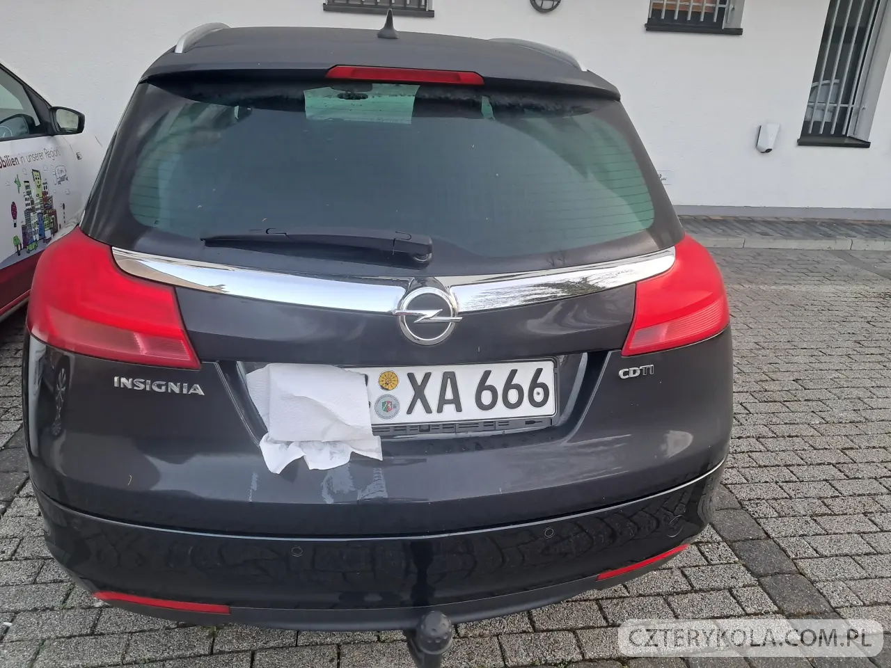 Opel- Insignia- 2011 