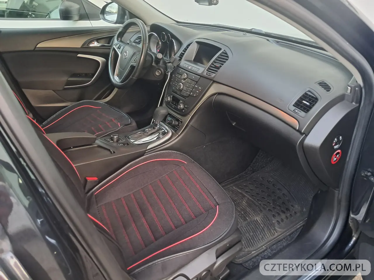 Opel- Insignia- 2011 