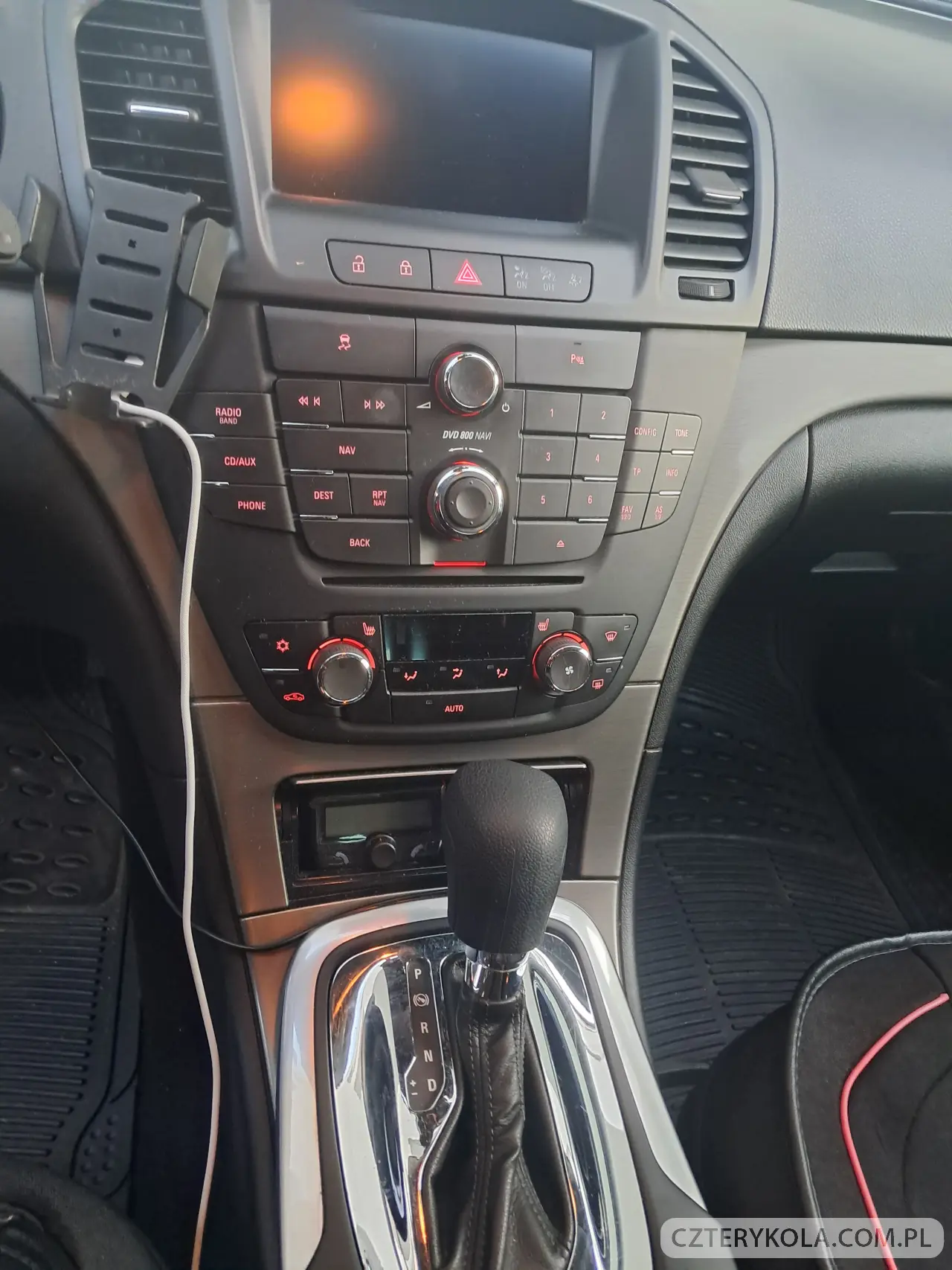 Opel- Insignia- 2011 
