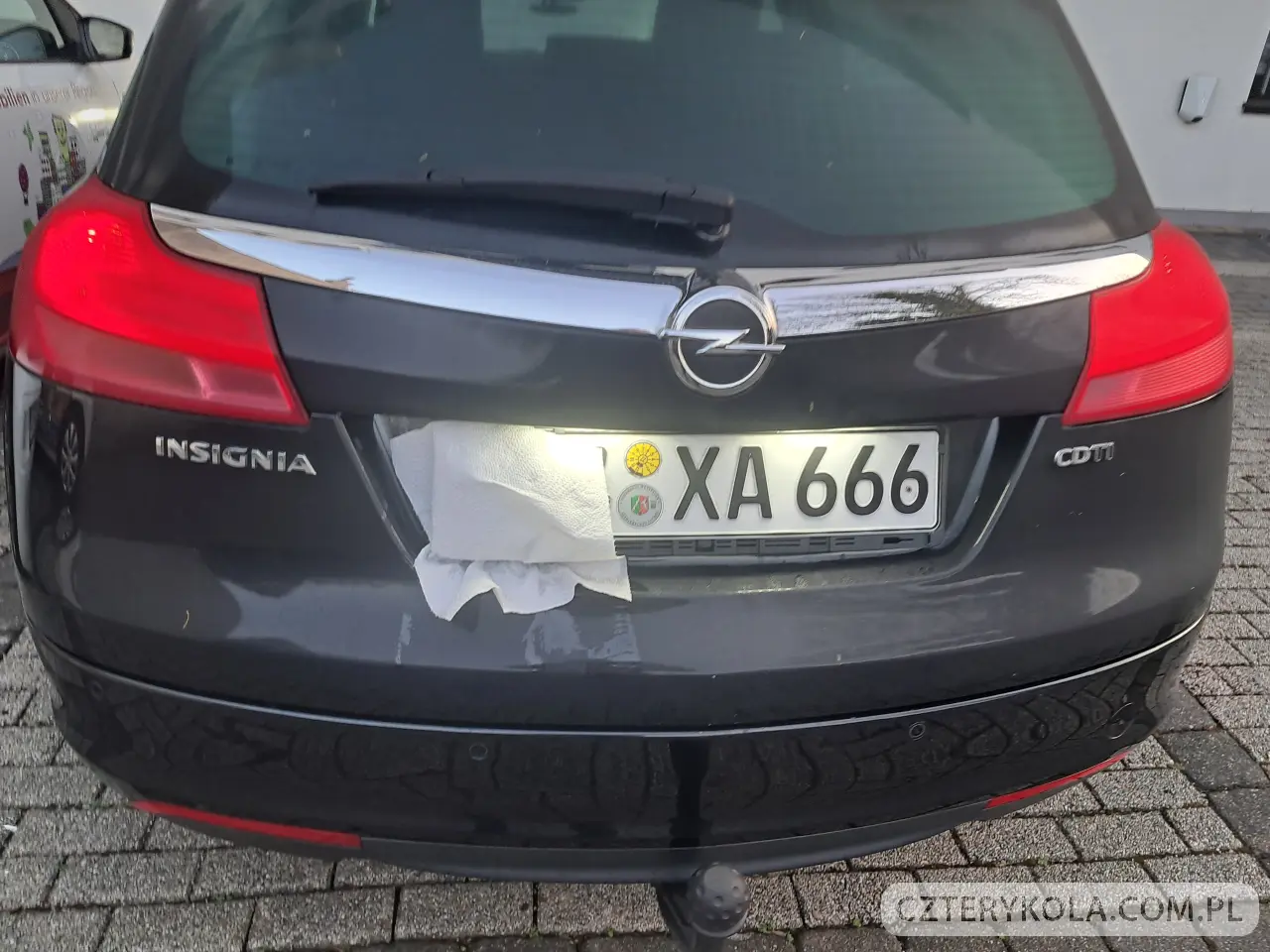 Opel- Insignia- 2011 