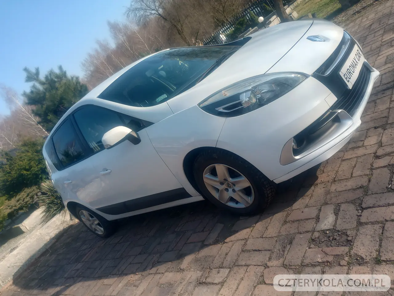 Renault- Scenic- 2012 