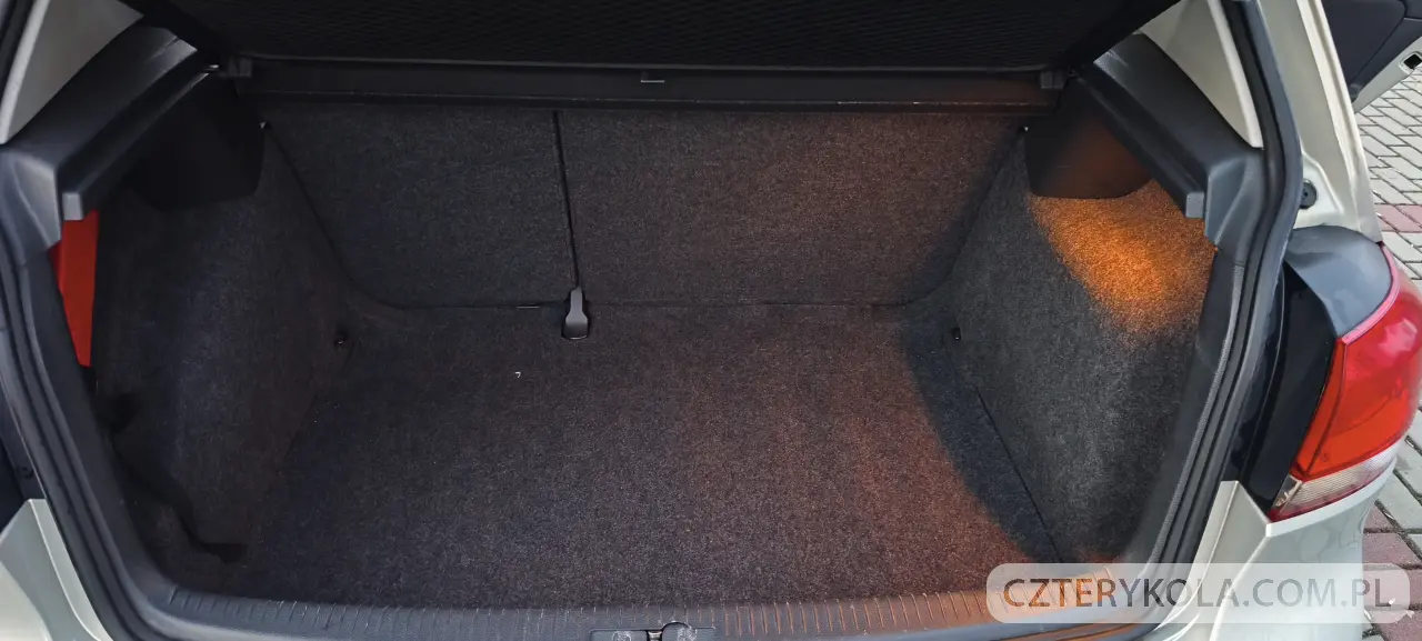 Volkswagen- Golf- 2010 